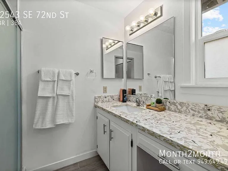 12543 SE 72nd St — Photo 23
