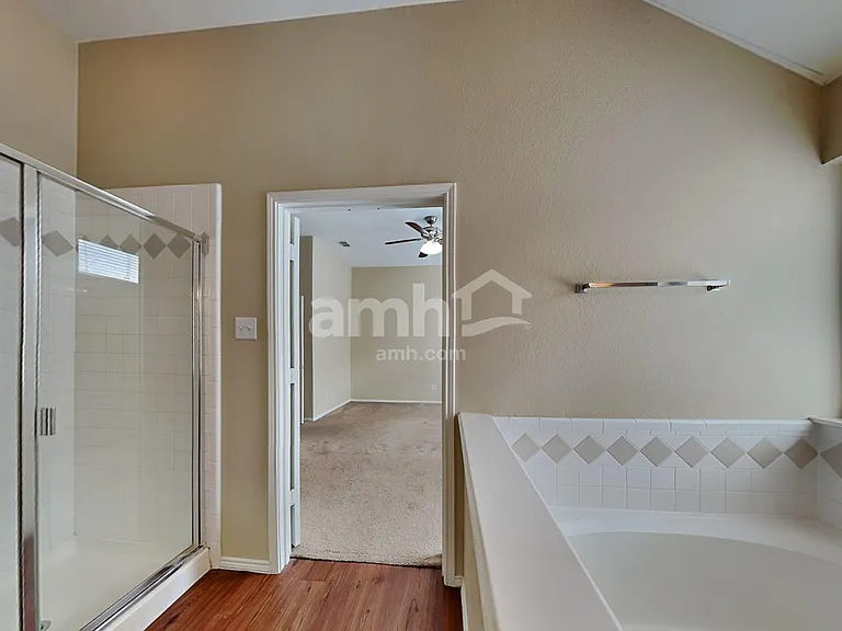 3021 Avery Ln — Photo 11