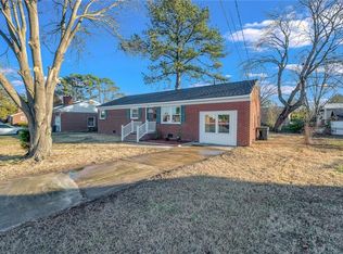 905 Thornhill Dr, Hampton, VA 23661