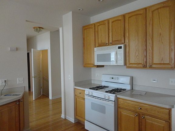 5th image of 5103 Hawkwood Ct
