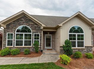 5224 Roost Ridge Ct, Greensboro, NC 27407