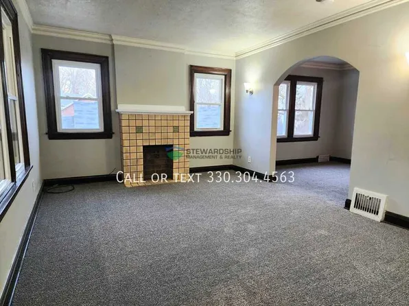 916-918 Peckham St, Akron, OH 44320