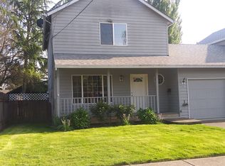 200 E 8th St APT B, Newberg, OR 97132
