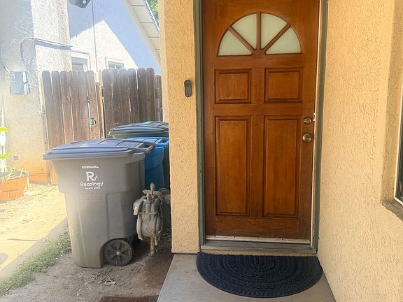 4th image of 1471 Plumas St #1471