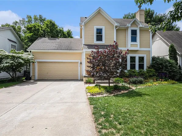 14639 W 151st Ter, Olathe, KS 66062