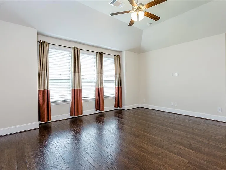 4214 Quiet Dawn Ln — Photo 18