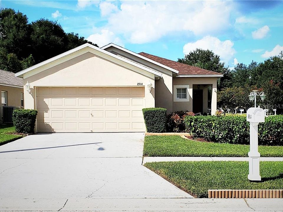 1st image of 8914 Bridgeford Oaks Dr
