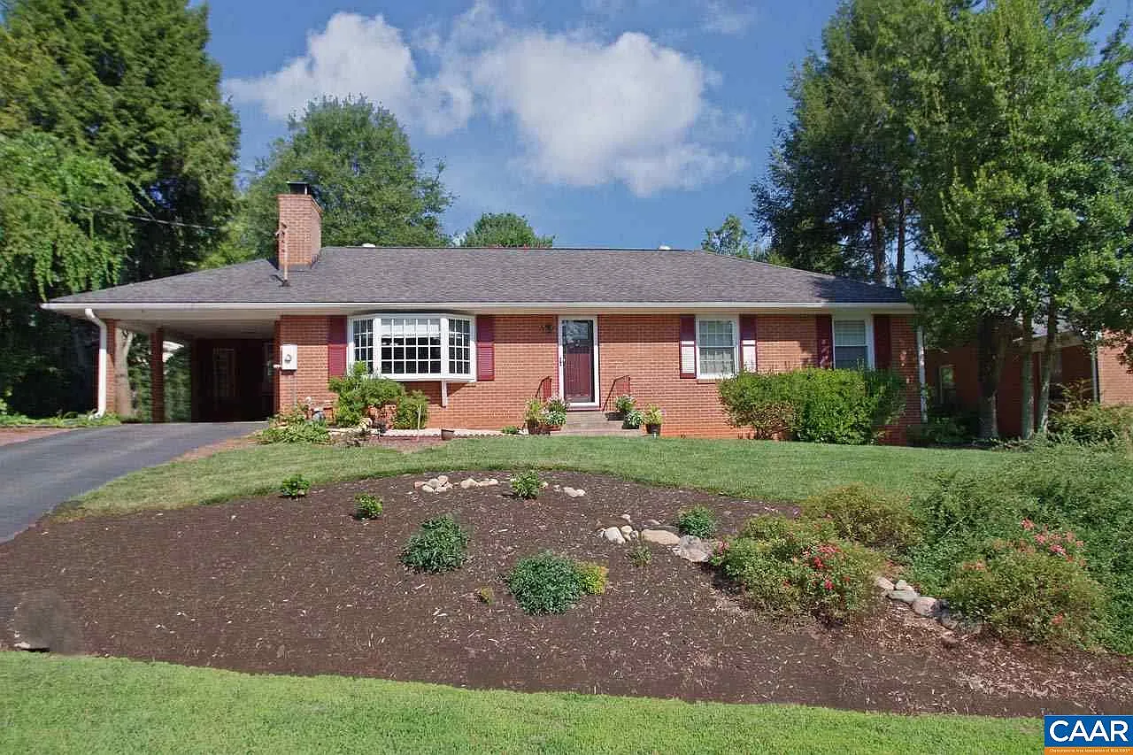 1705 Galloway Dr photo 1