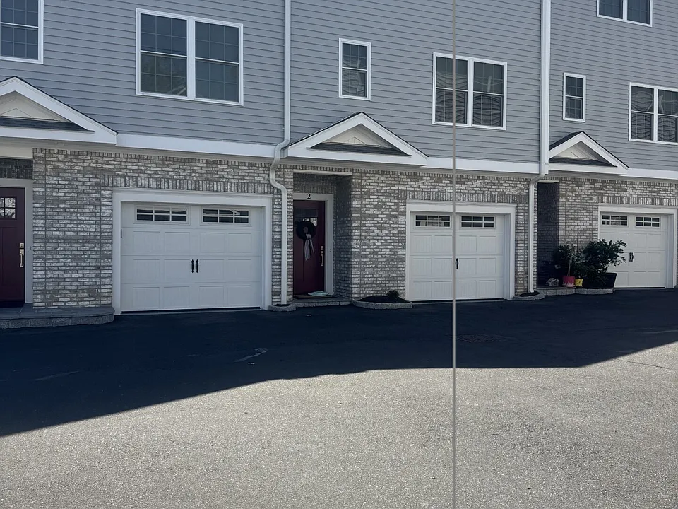 6 Beacon Sq #2
