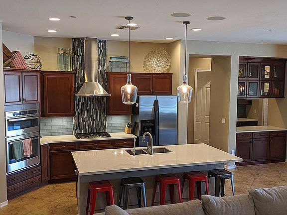 3rd image of 8445 N Ironwood Reserve Way