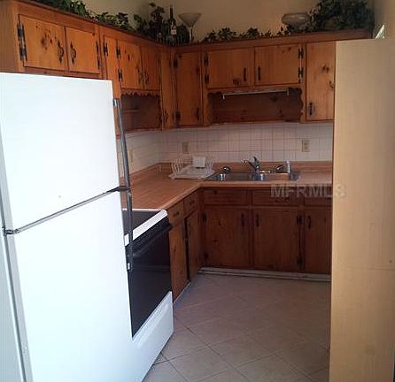 4th image of 1409 Watts Ave