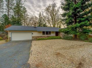 1079 Fairview Dr, Paradise, CA 95969