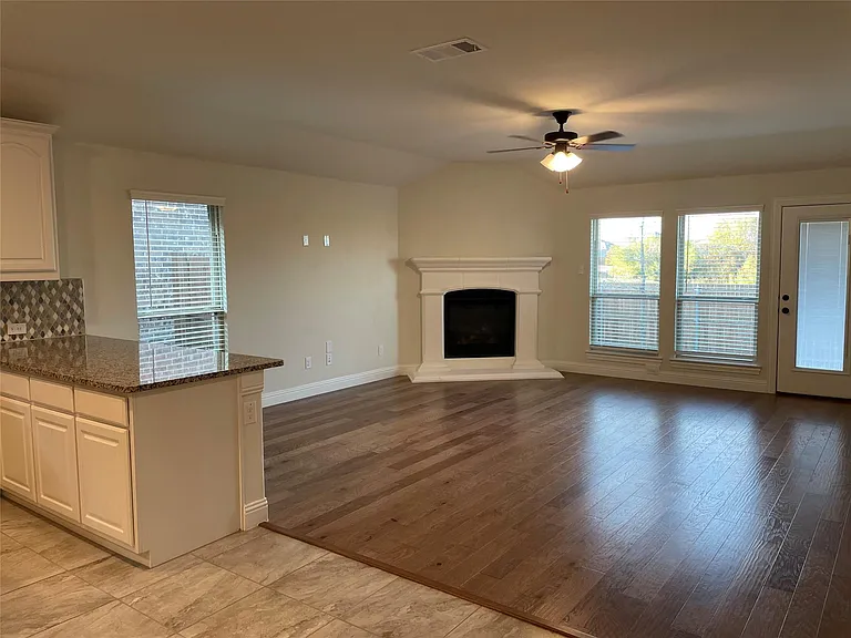 10816 Brownwood Pl — Photo 5