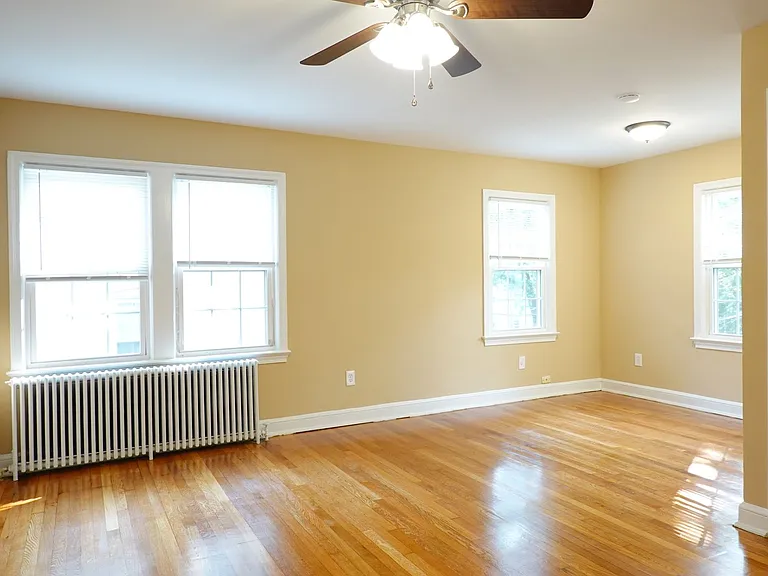 8311 Garland Ave — Photo 2