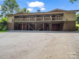 1686 Butler Bridge Rd, Mills River, NC 28759