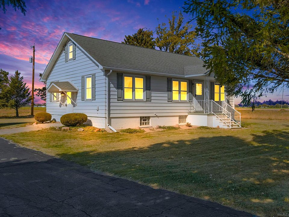 1st image of 627 N Sandusky Rd