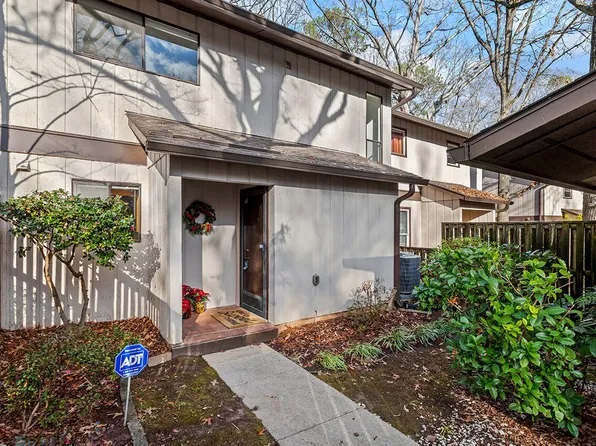 3909 Wendy Ln, Raleigh, NC 27606