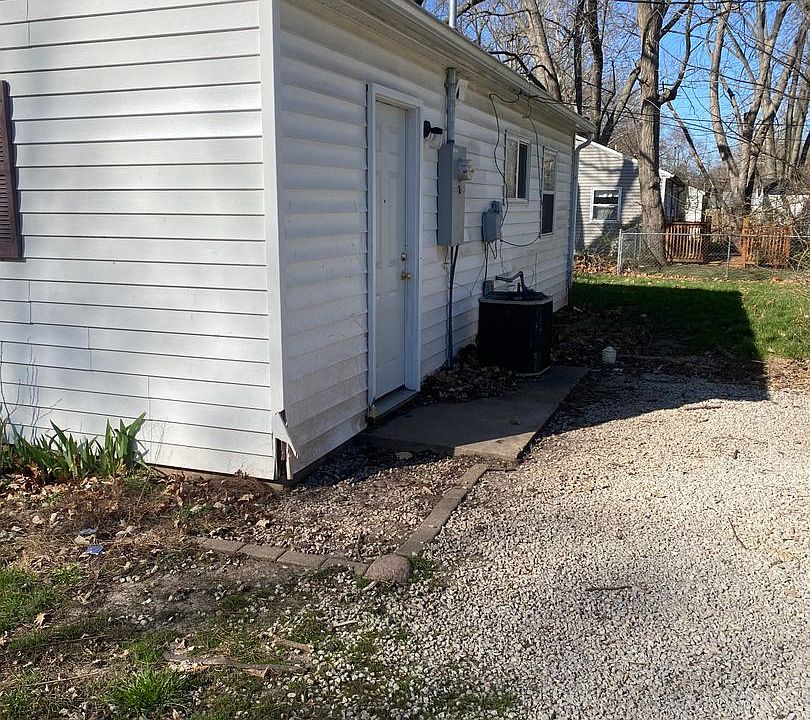 1208 E Delaware Ave, Urbana, IL 61801 Zillow