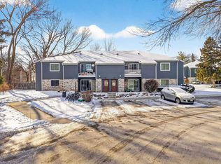 1501 Whispering Pines Way, Fitchburg, WI 53713