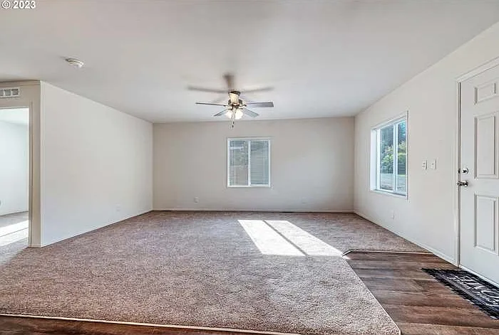 2777 Riverview St — Photo 3