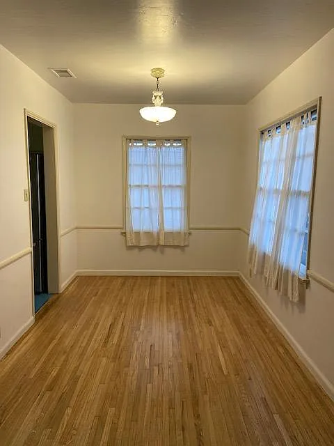 1814 S Rimpau Blvd — Photo 4