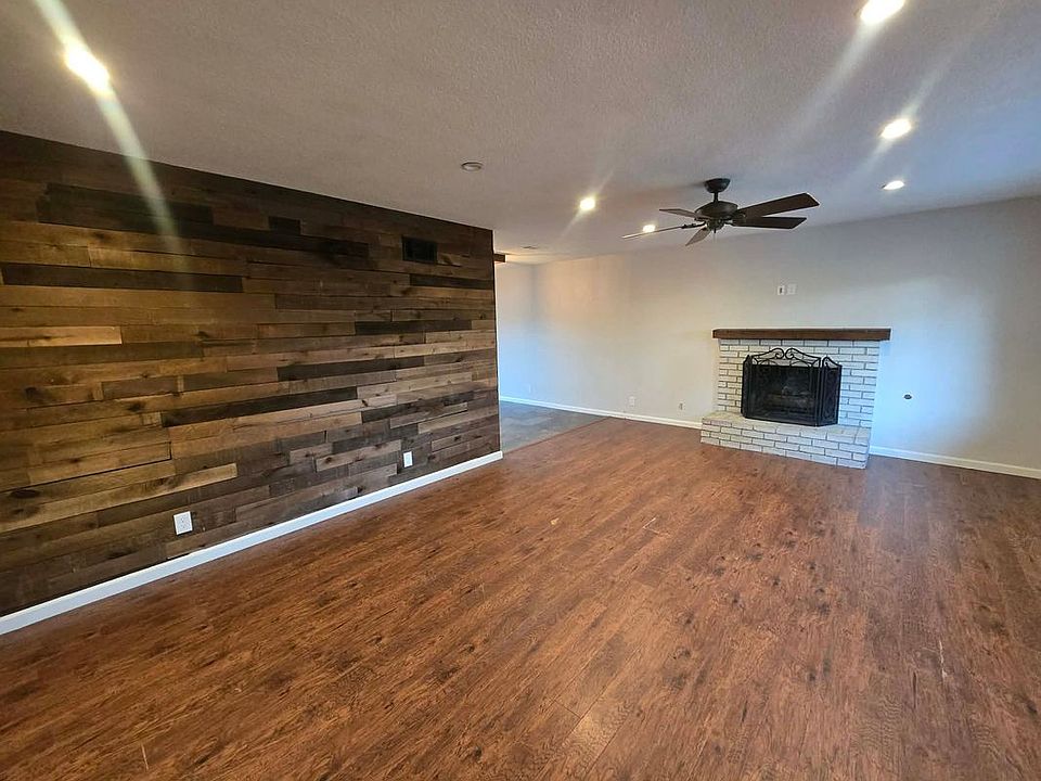 2nd image of 607 6th St