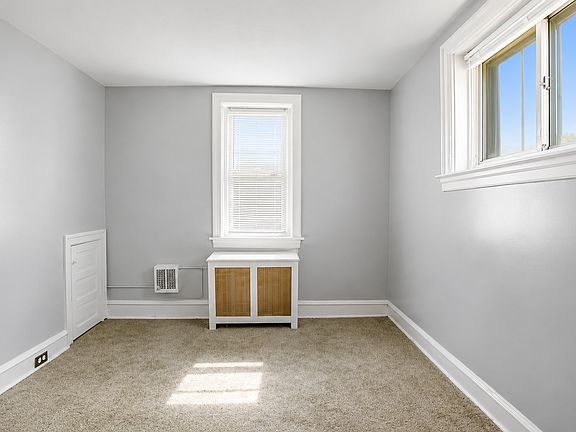 4th image of 1806 W Champlost Ave #A1