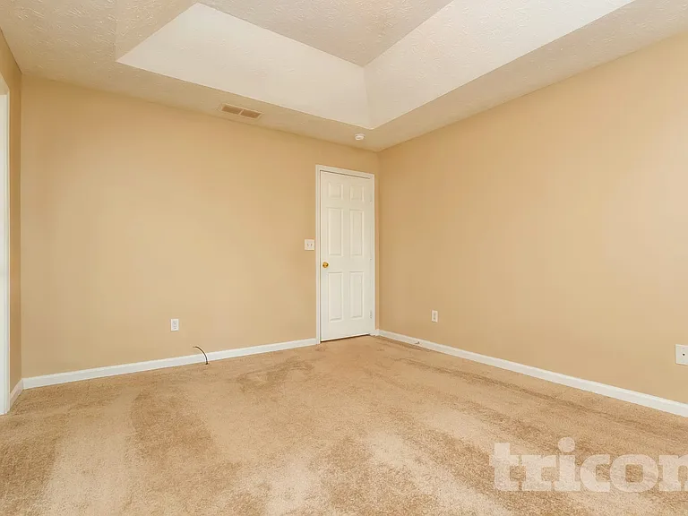 520 Gatewood Dr — Photo 7