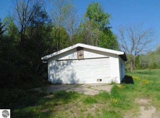 3249 60th Ave, Sears, MI 49679