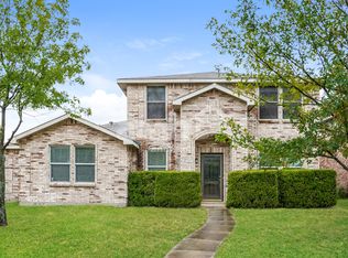 3112 Amber Waves Ln, Lancaster, TX 75134