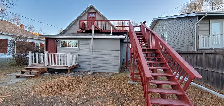 Studio, 1.0 bath, 350 sqft, $650 — Photo 2