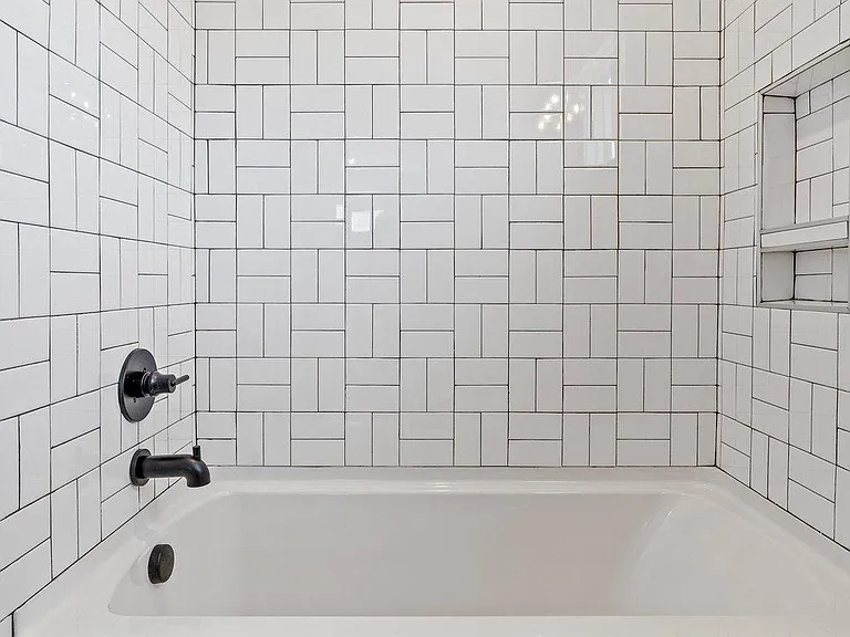 530 Edwin St #10 — Photo 6