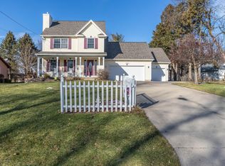 1306 Larkwood Dr, Dewitt, MI 48820