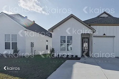4828 Dacha Ln Photo 1