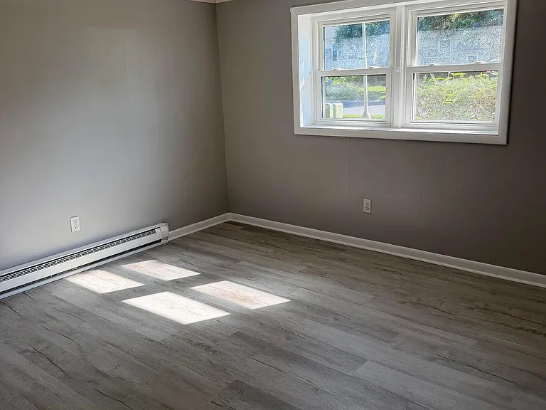 110 Marion Ter — Photo 21