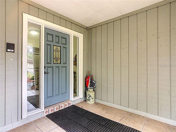 3rd image of 346 W Hornbeam Dr