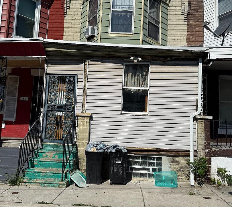 1st image of 46 N Peach St