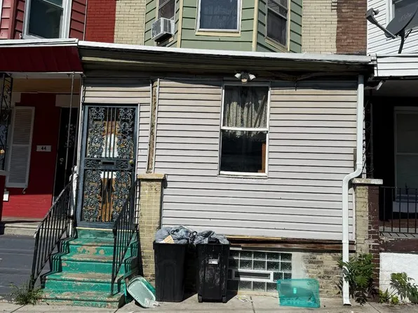 46 N Peach St, Philadelphia, PA 19139