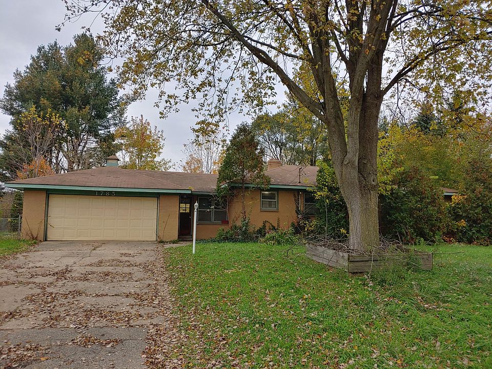 1st image of 1785 Greenwoods Dr
