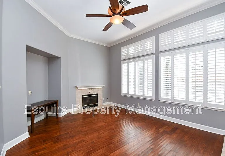 1763 Alta Vista Pl — Photo 8