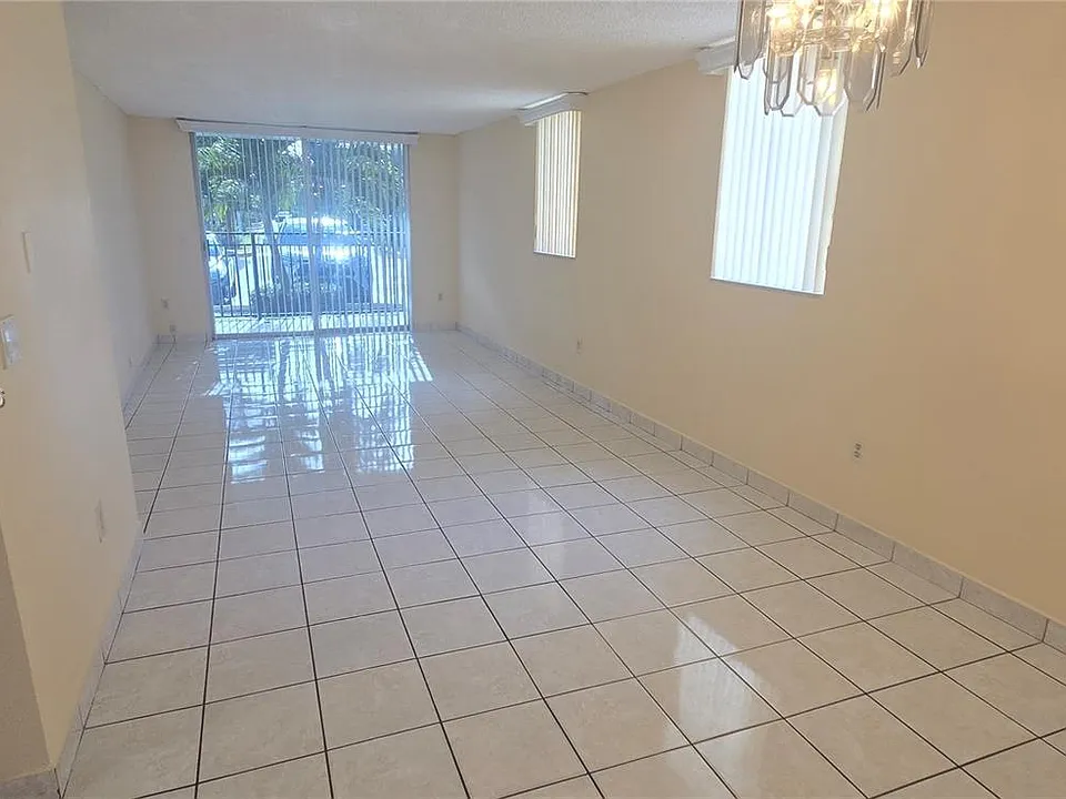 14165 SW 87th St #D103