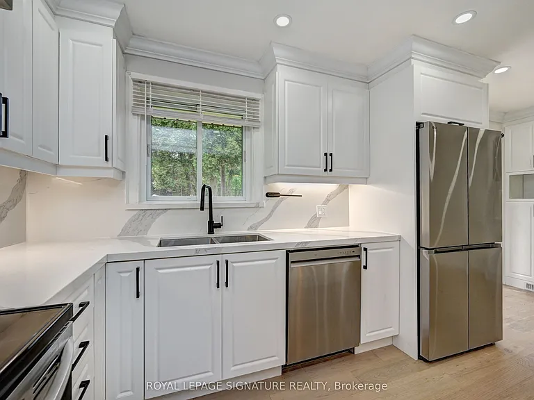 240 Stonybrook Dr — Photo 25