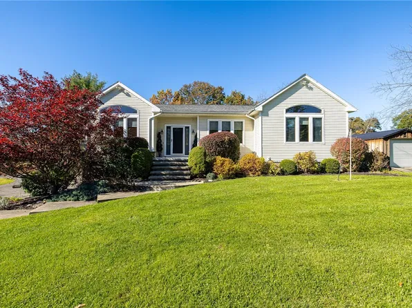 2629 & 2625 Barrister Ln, Leicester, NY 14481