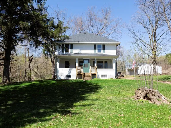 1725 Meadow Hill Drive, Menomonie, WI 54751