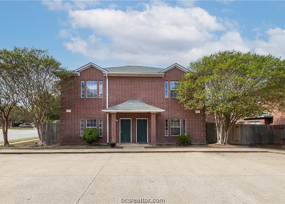 1st image of 2429 Berger Dr