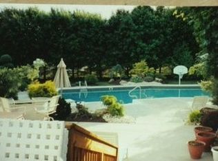 4 Escher Dr, Marlboro, NJ 07746