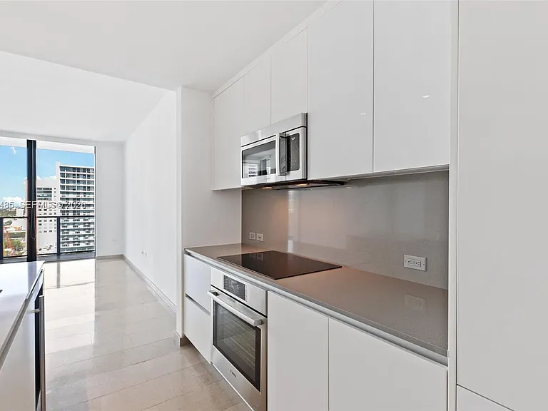 68 SE 6th St #1706 — Photo 11