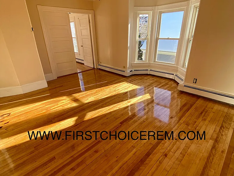 51 Pierce St #4 — Photo 9