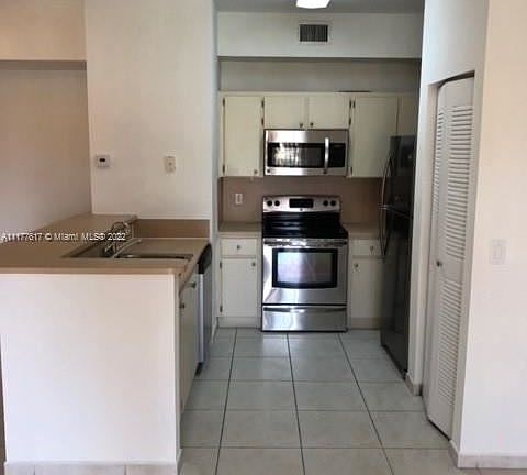 4th image of 7250 NW 114th Ave