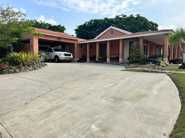 Urb Sabanera Del Rio, Gurabo, PR 00778